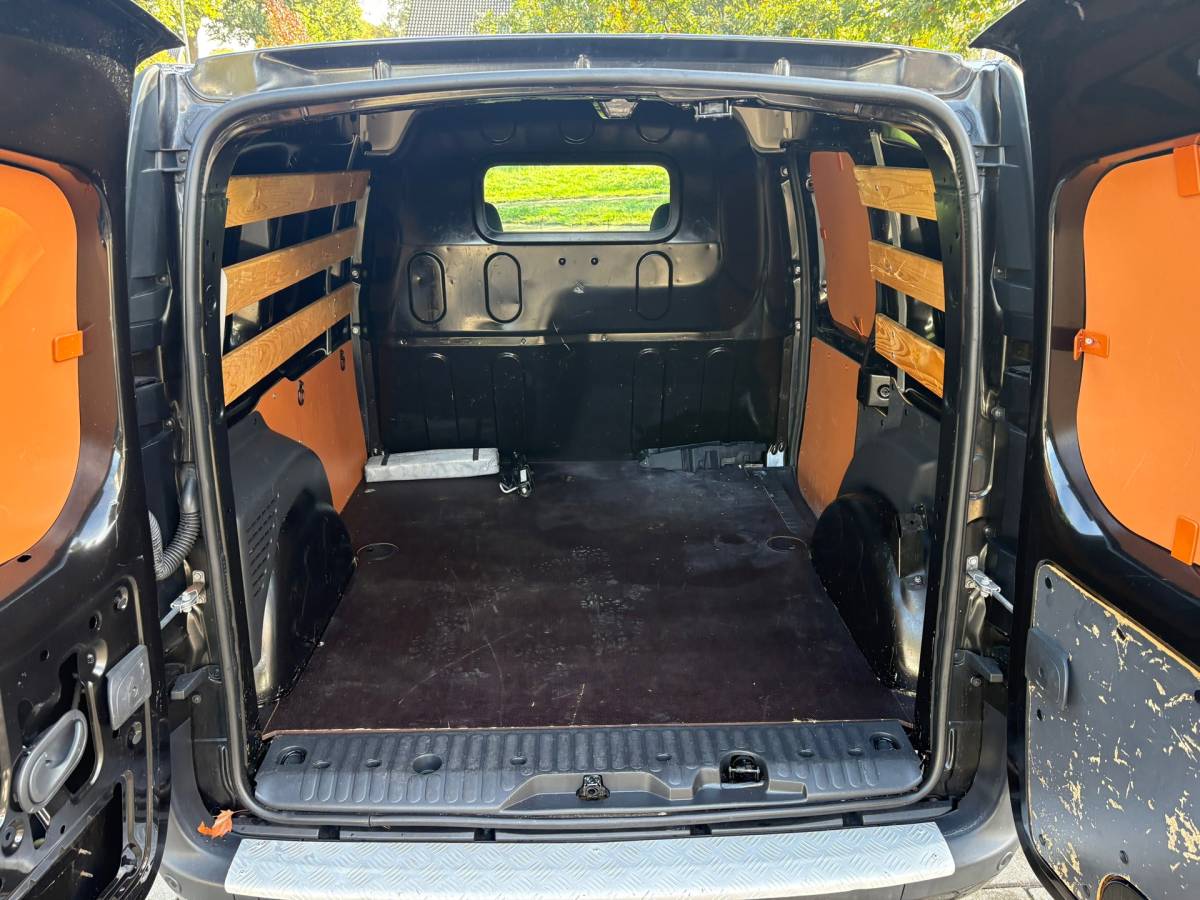 Renault Kangoo Renault Kangoo 1.5 Blue dCi 95PK Work Edition|NAP|airco|bluetooth|parkeersensoren achter|elektrisch pakket|EURO6