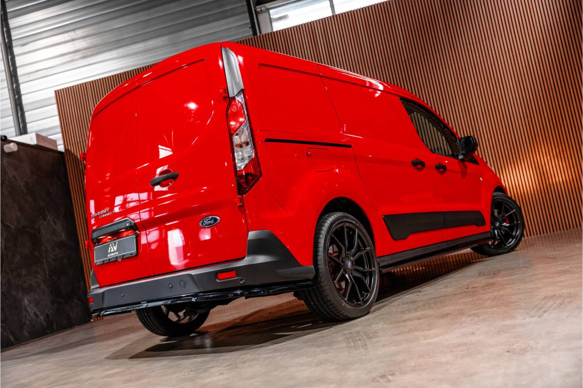 Ford Transit Connect Ford Transit Connect 1.5 EcoBlue L2 | Raptor edition | L+R Schuifdeur | CarPlay | Camera | Navigatie | Airco | 3-Zitter | PDC | Nieuwe APK