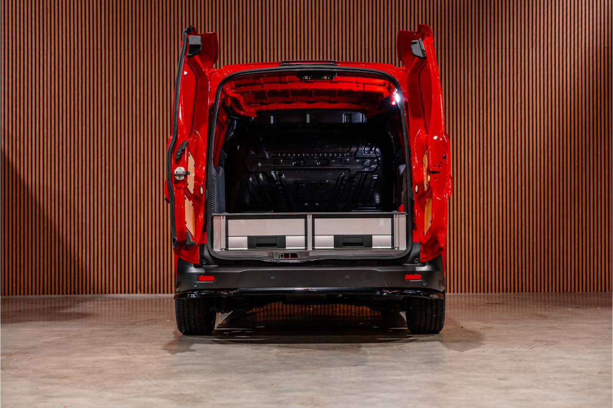 Ford Transit Connect Ford Transit Connect 1.5 EcoBlue L2 | Raptor edition | L+R Schuifdeur | CarPlay | Camera | Navigatie | Airco | 3-Zitter | PDC | Nieuwe APK