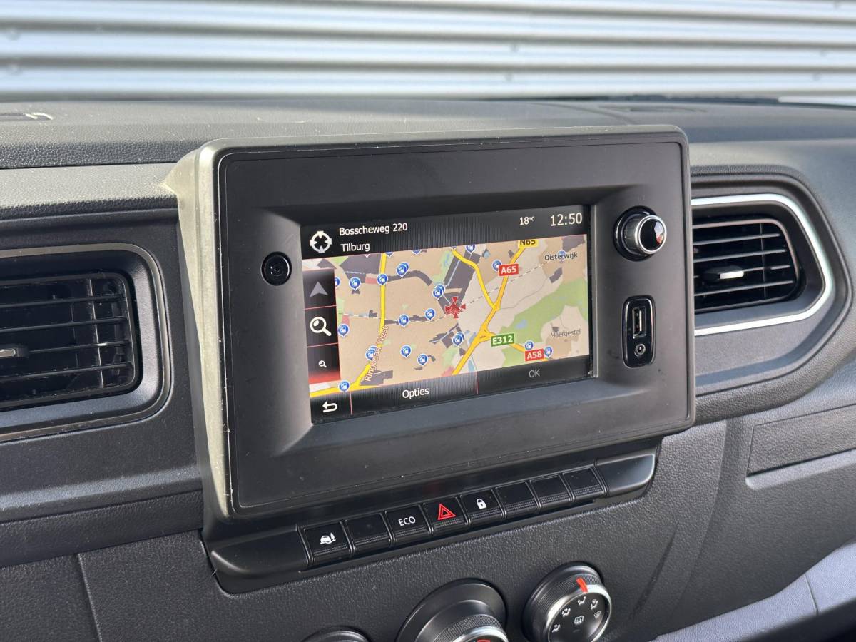 Renault Master Renault Master T35 2.3 dCi 135 L2H2 Airco|Trekhaak|Cruise LED NAVI