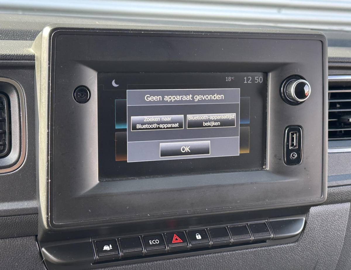 Renault Master Renault Master T35 2.3 dCi 135 L2H2 Airco|Trekhaak|Cruise LED NAVI