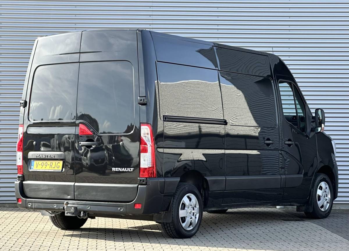 Renault Master Renault Master T35 2.3 dCi 135 L2H2 Airco|Trekhaak|Cruise LED NAVI