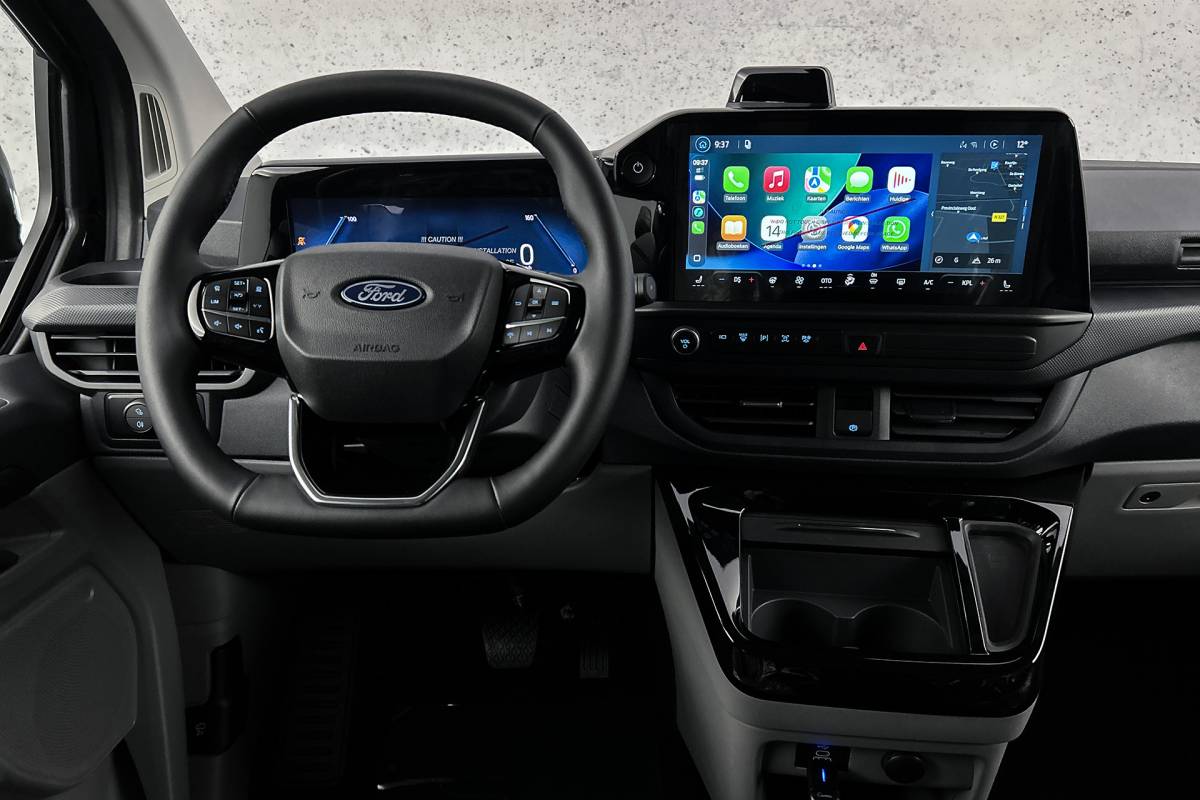 Ford E-Transit Custom Ford E-Transit Custom 340 L2 Limited 71 kWh | Dubbel cabine | 2x schuifdeur | Driver assist pack premium