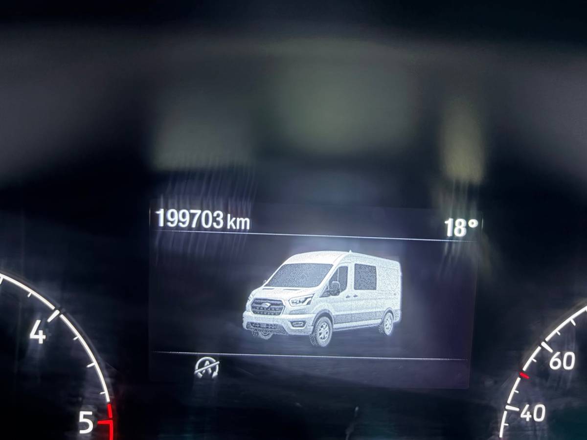 Ford Transit Ford Transit Dubbel Cabine 350 2.0 TDCI 170PK euro6 L3H2 Trend RWD, 6Persoons, Airco, Trekhaak 2800KG, Metallic lak, Nieuwe APK