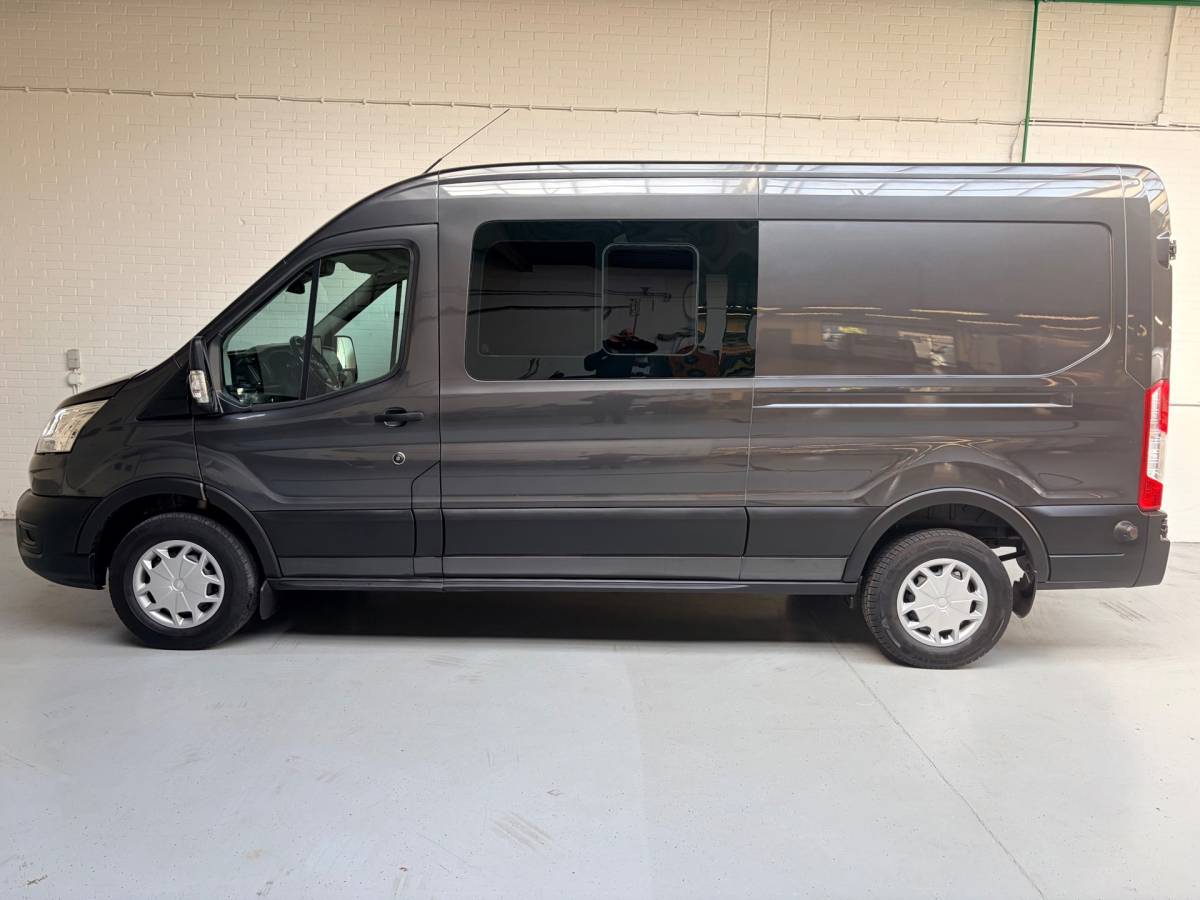 Ford Transit Ford Transit Dubbel Cabine 350 2.0 TDCI 170PK euro6 L3H2 Trend RWD, 6Persoons, Airco, Trekhaak 2800KG, Metallic lak, Nieuwe APK