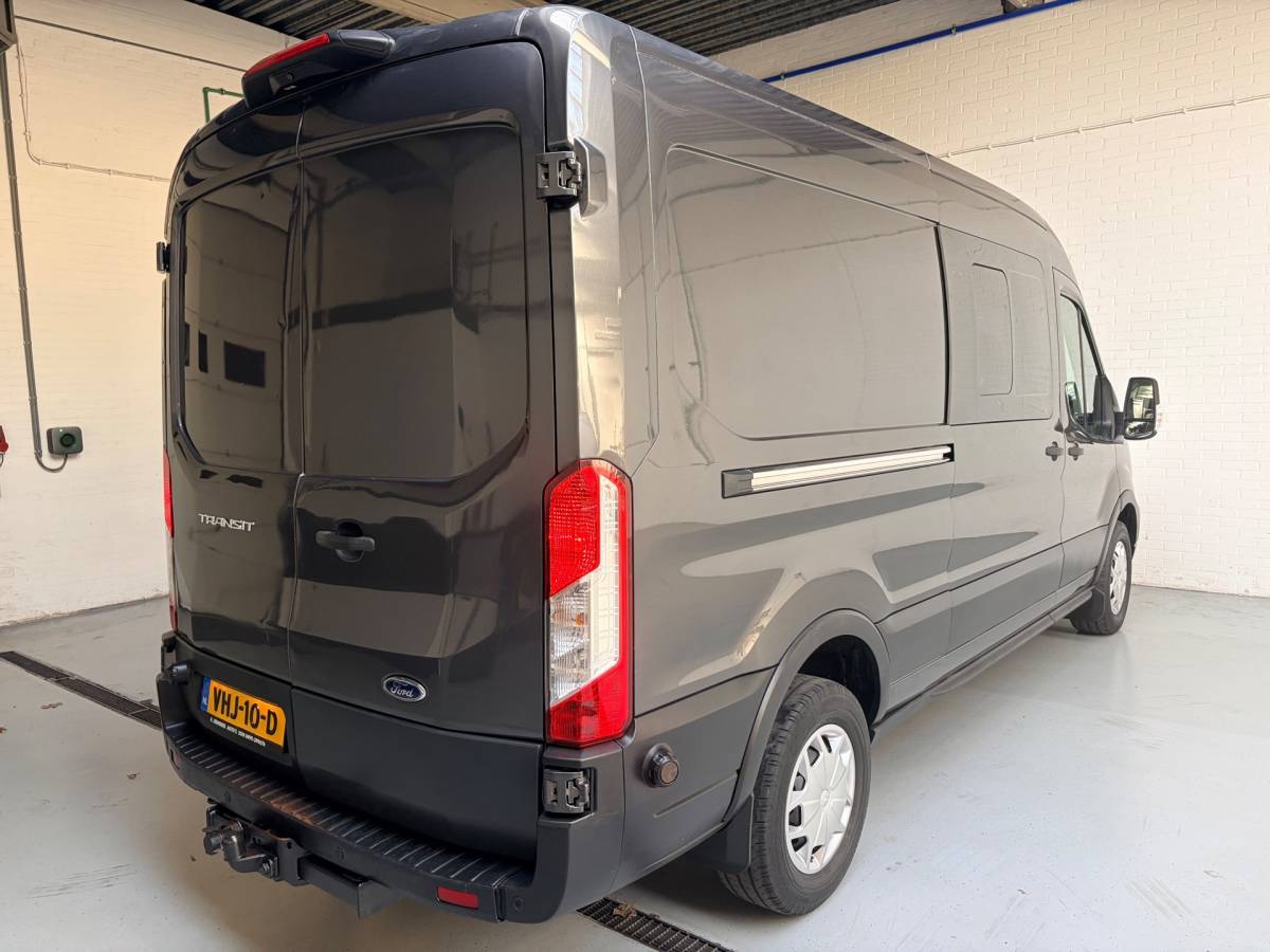 Ford Transit Ford Transit Dubbel Cabine 350 2.0 TDCI 170PK euro6 L3H2 Trend RWD, 6Persoons, Airco, Trekhaak 2800KG, Metallic lak, Nieuwe APK