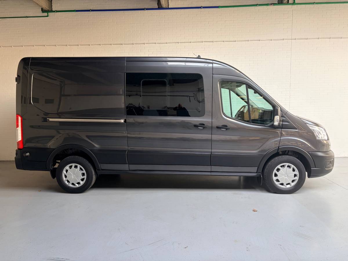 Ford Transit Ford Transit Dubbel Cabine 350 2.0 TDCI 170PK euro6 L3H2 Trend RWD, 6Persoons, Airco, Trekhaak 2800KG, Metallic lak, Nieuwe APK