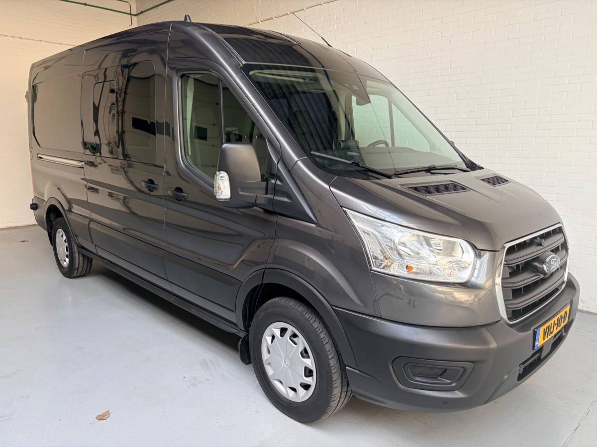 Ford Transit Ford Transit Dubbel Cabine 350 2.0 TDCI 170PK euro6 L3H2 Trend RWD, 6Persoons, Airco, Trekhaak 2800KG, Metallic lak, Nieuwe APK