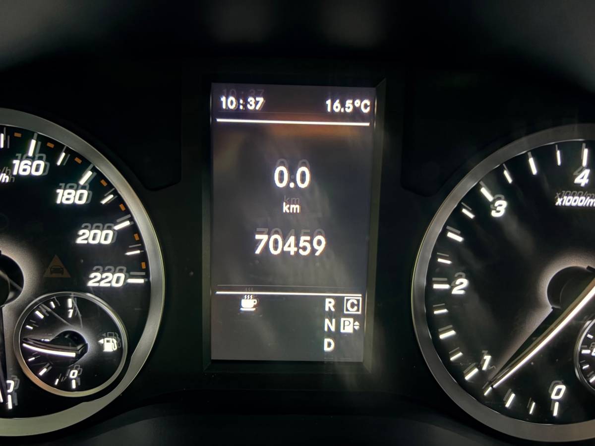 Mercedes-Benz Vito Mercedes-Benz Vito Automaat 116 CDI 160pk euro6 Lang L2H1, 3Persoons, Airco, CruiseControl, Navigatie, Trekhaak, RIJKLAARPRIJS!