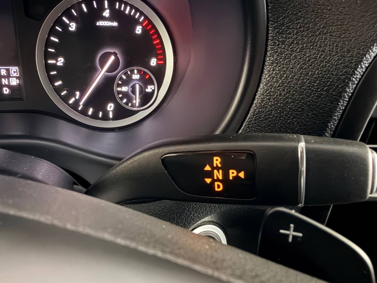 Mercedes-Benz Vito Mercedes-Benz Vito Automaat 116 CDI 160pk euro6 Lang L2H1, 3Persoons, Airco, CruiseControl, Navigatie, Trekhaak, RIJKLAARPRIJS!