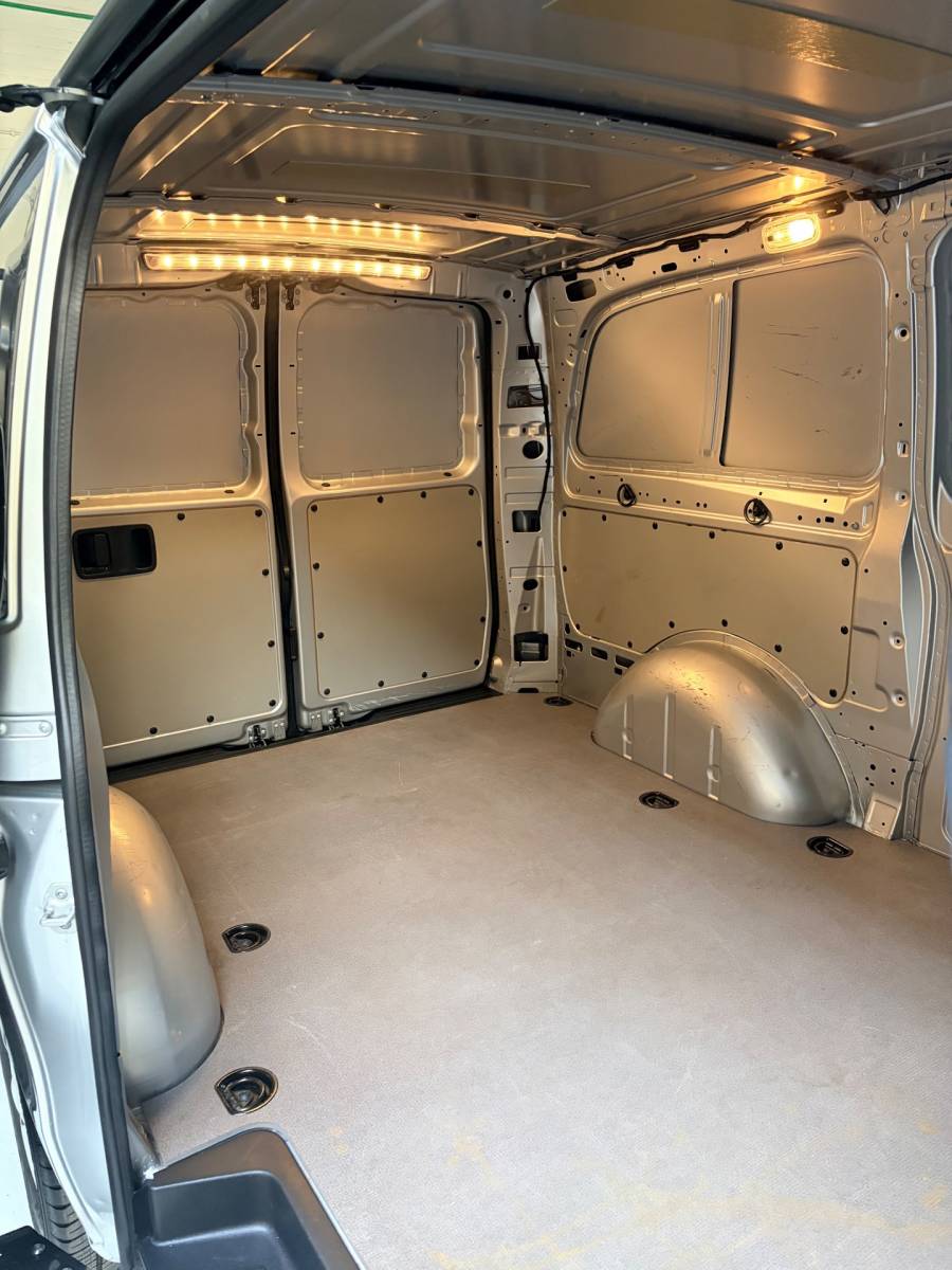 Mercedes-Benz Vito Mercedes-Benz Vito Automaat 116 CDI 160pk euro6 Lang L2H1, 3Persoons, Airco, CruiseControl, Navigatie, Trekhaak, RIJKLAARPRIJS!