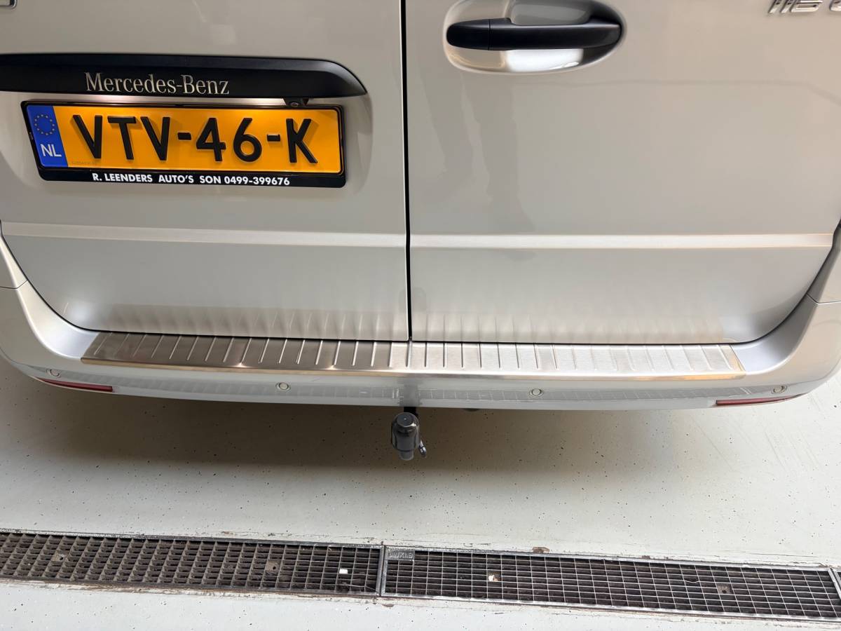 Mercedes-Benz Vito Mercedes-Benz Vito Automaat 116 CDI 160pk euro6 Lang L2H1, 3Persoons, Airco, CruiseControl, Navigatie, Trekhaak, RIJKLAARPRIJS!