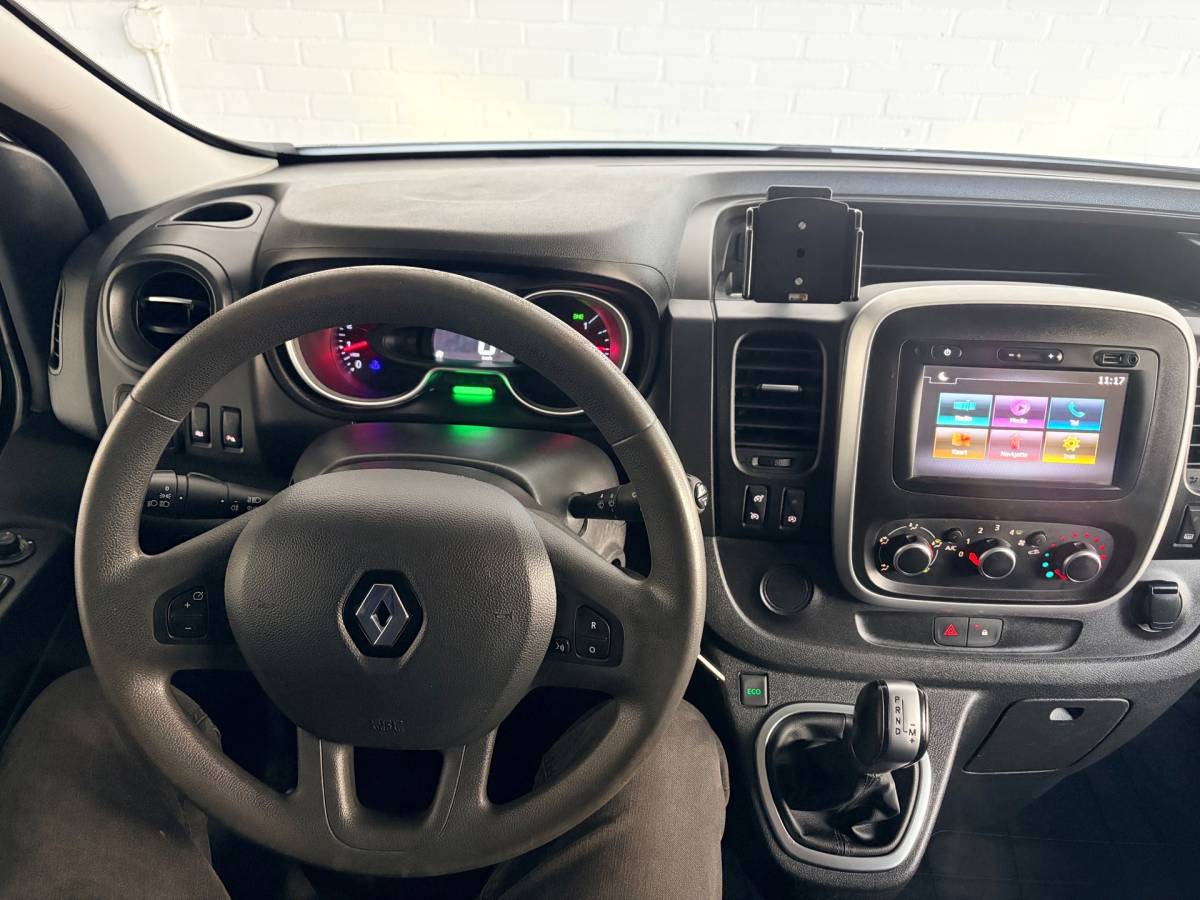 Renault Trafic Renault Trafic Automaat 2.0 dCi 145pk euro6 T29 L1H1 Comfort, 3Persoons, Sortimo kasten Imperiaal Trekhaak Omvormer RIJKLAARPRIJS