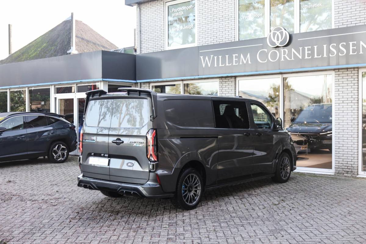 Ford E-Transit Custom Ford E-Transit Custom 320 L2H1 MS-RT 71 kWh DC 286PK Dubbel Cabine