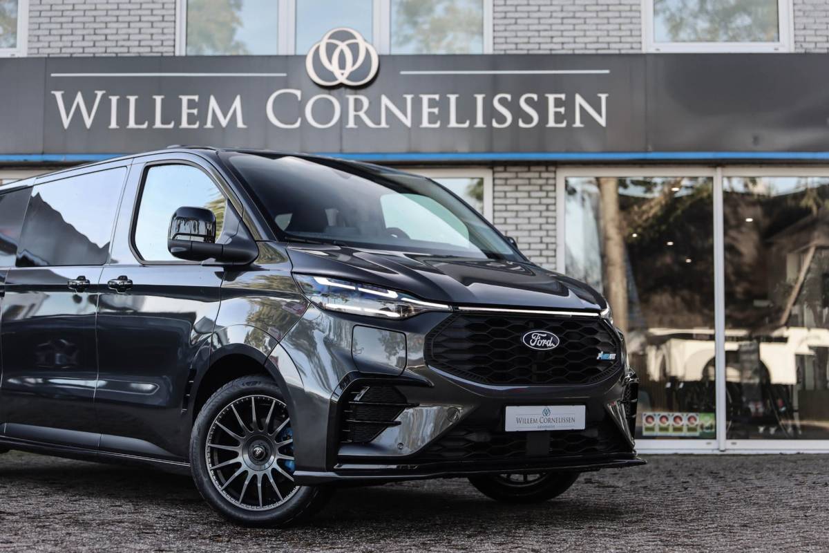 Ford E-Transit Custom Ford E-Transit Custom 320 L2H1 MS-RT 71 kWh DC 286PK Dubbel Cabine