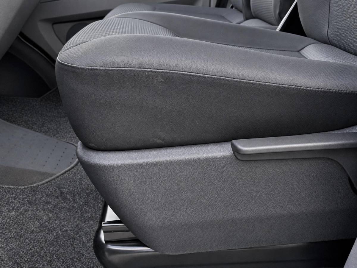 Volkswagen Transporter Volkswagen Transporter 2.0TDi 150pk DSG L2 · Camera · Apple Carplay/Android Auto · 3-zits bank · Cruise Control · Airco ·