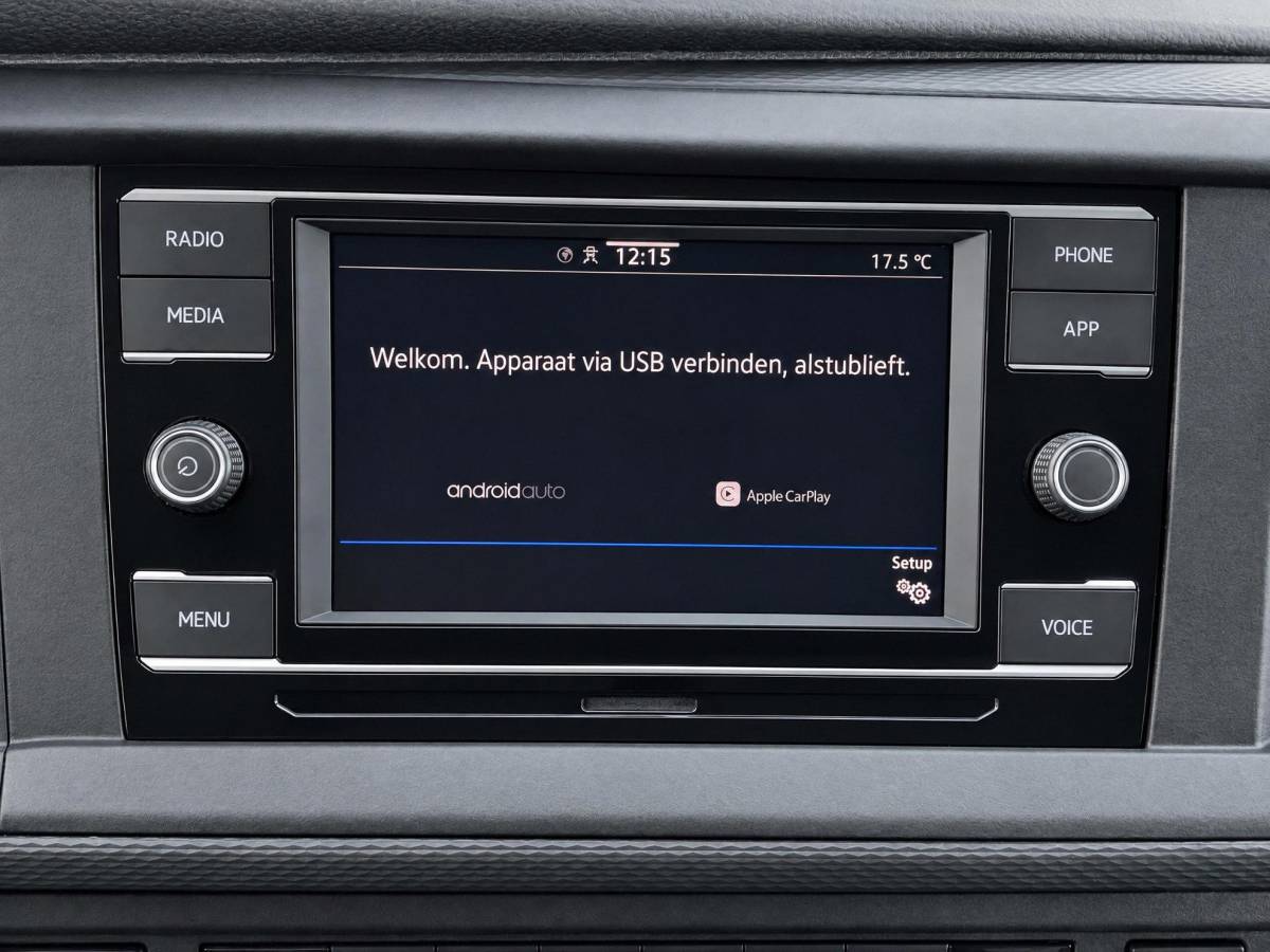 Volkswagen Transporter Volkswagen Transporter 2.0TDi 150pk DSG L2 · Camera · Apple Carplay/Android Auto · 3-zits bank · Cruise Control · Airco ·