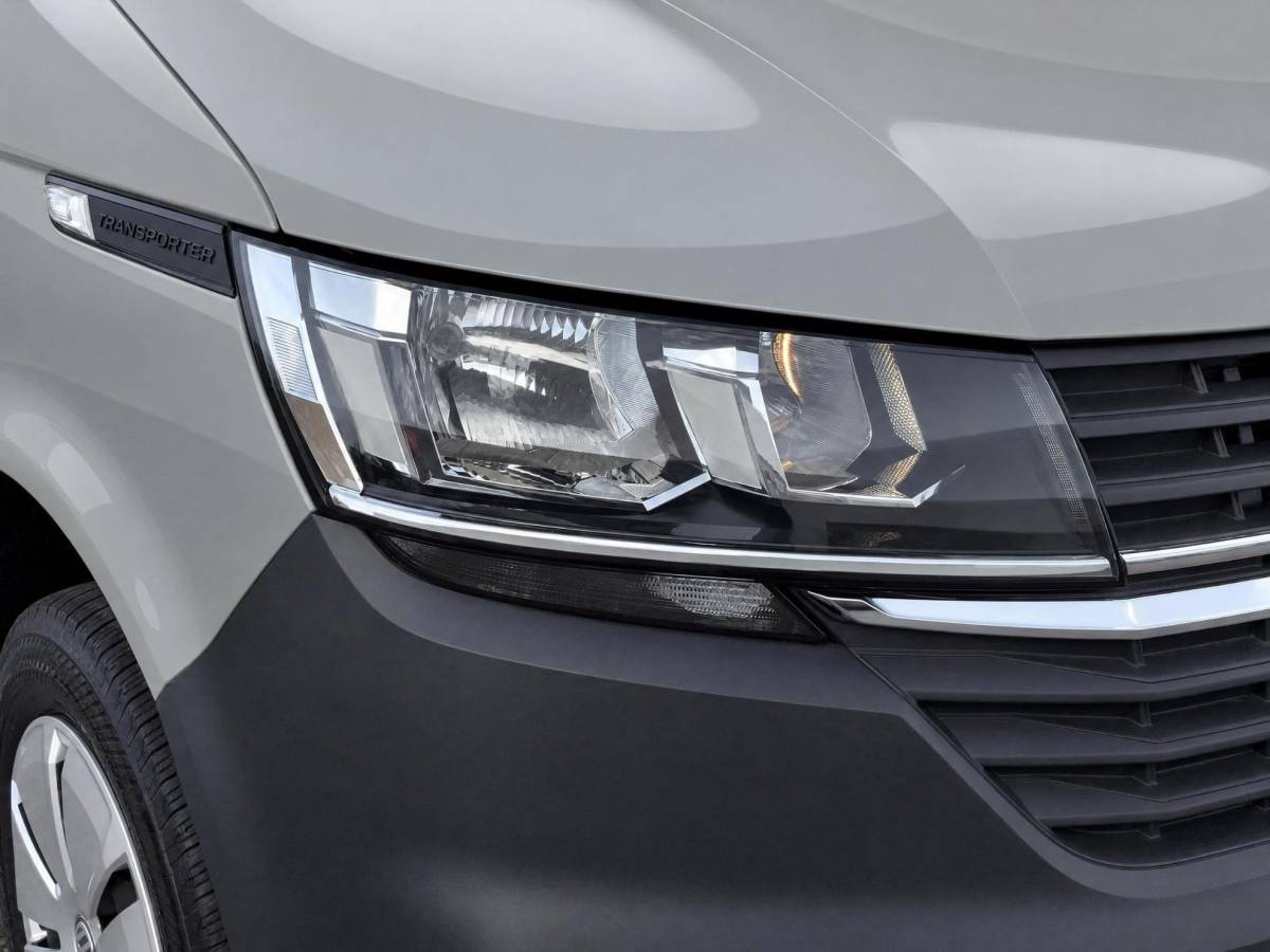 Volkswagen Transporter Volkswagen Transporter 2.0TDi 150pk DSG L2 · Camera · Apple Carplay/Android Auto · 3-zits bank · Cruise Control · Airco ·