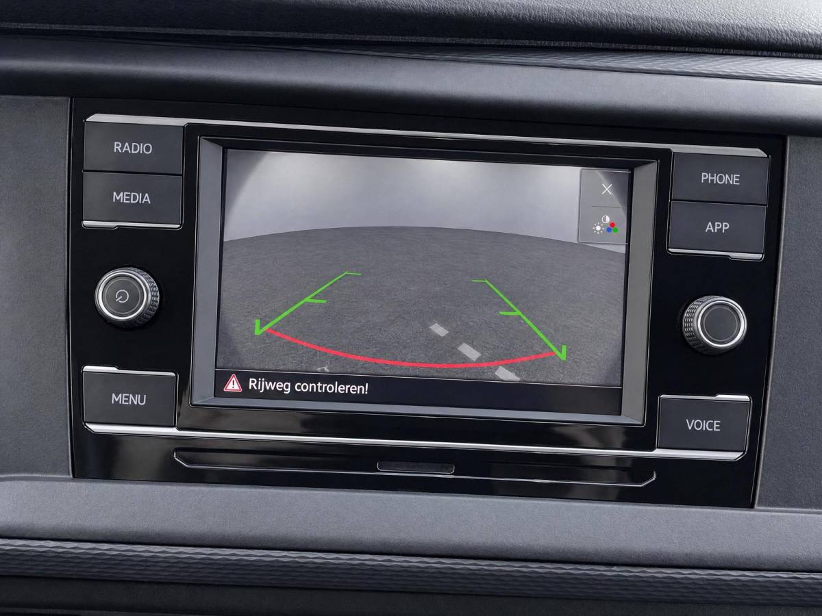 Volkswagen Transporter Volkswagen Transporter 2.0TDi 150pk DSG L2 · Camera · Apple Carplay/Android Auto · 3-zits bank · Cruise Control · Airco ·