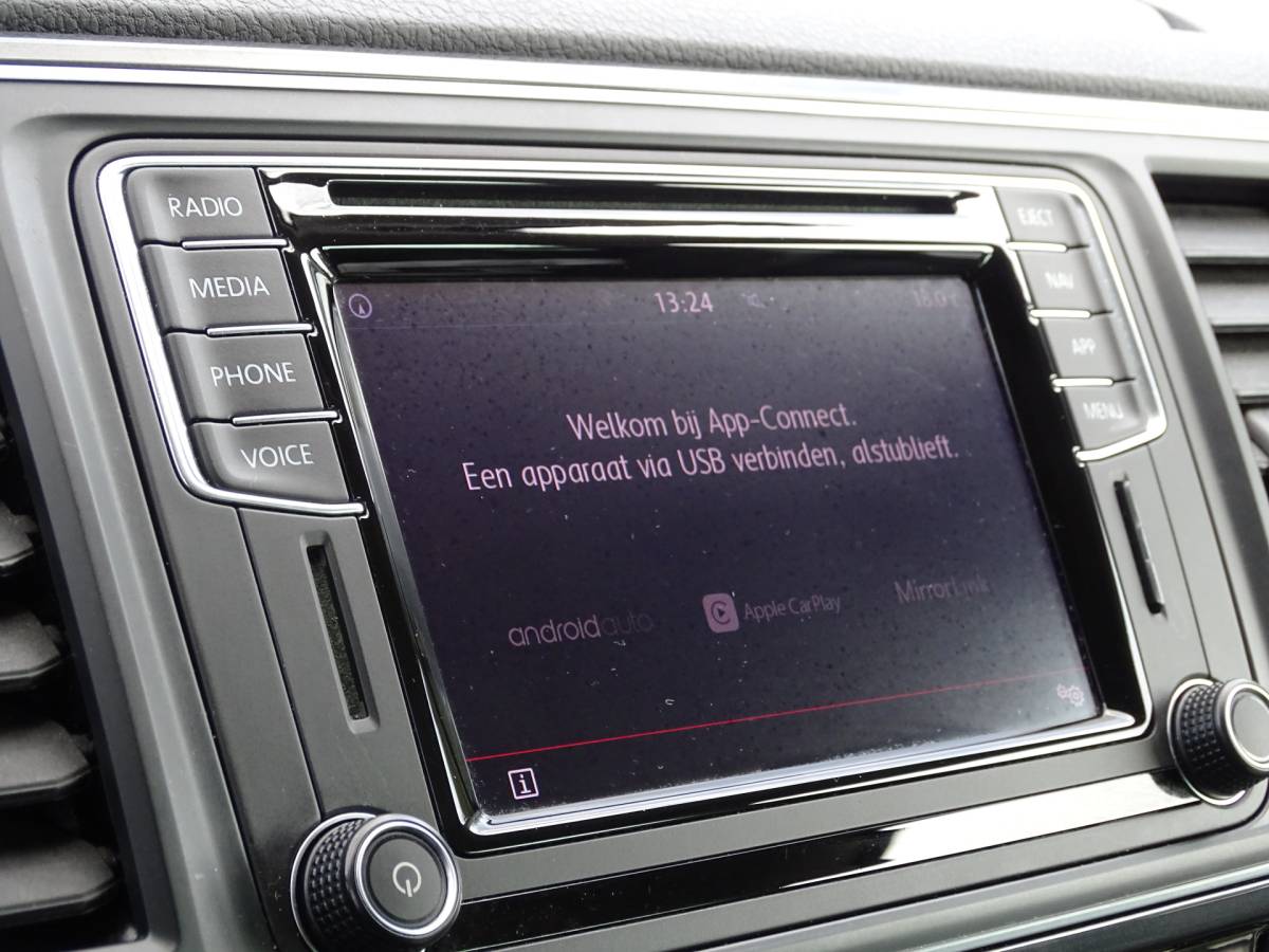 Volkswagen Transporter Volkswagen Transporter 2.0 TDI L2H1 DC Highline