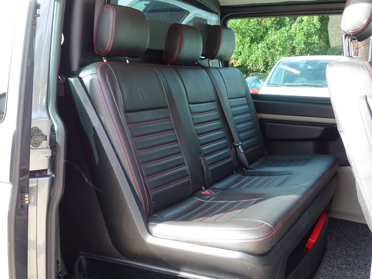 Volkswagen Transporter Volkswagen Transporter 2.0 TDI L2H1 DC Highline