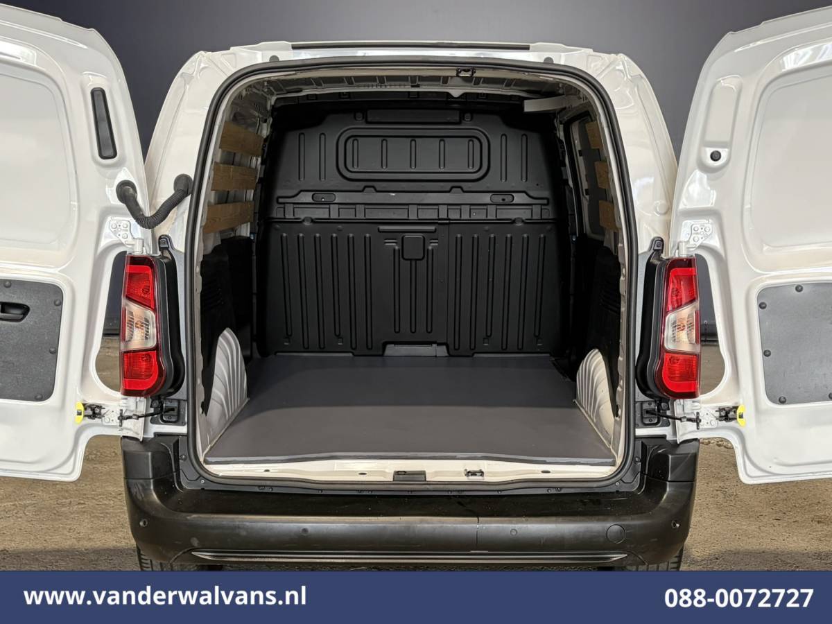 Opel Combo Opel Combo 1.5 BlueHDi 131pk L1H1 Euro6 Airco | Apple Carplay | Navigatie | Cruisecontrol | Parkeersensoren, Android auto