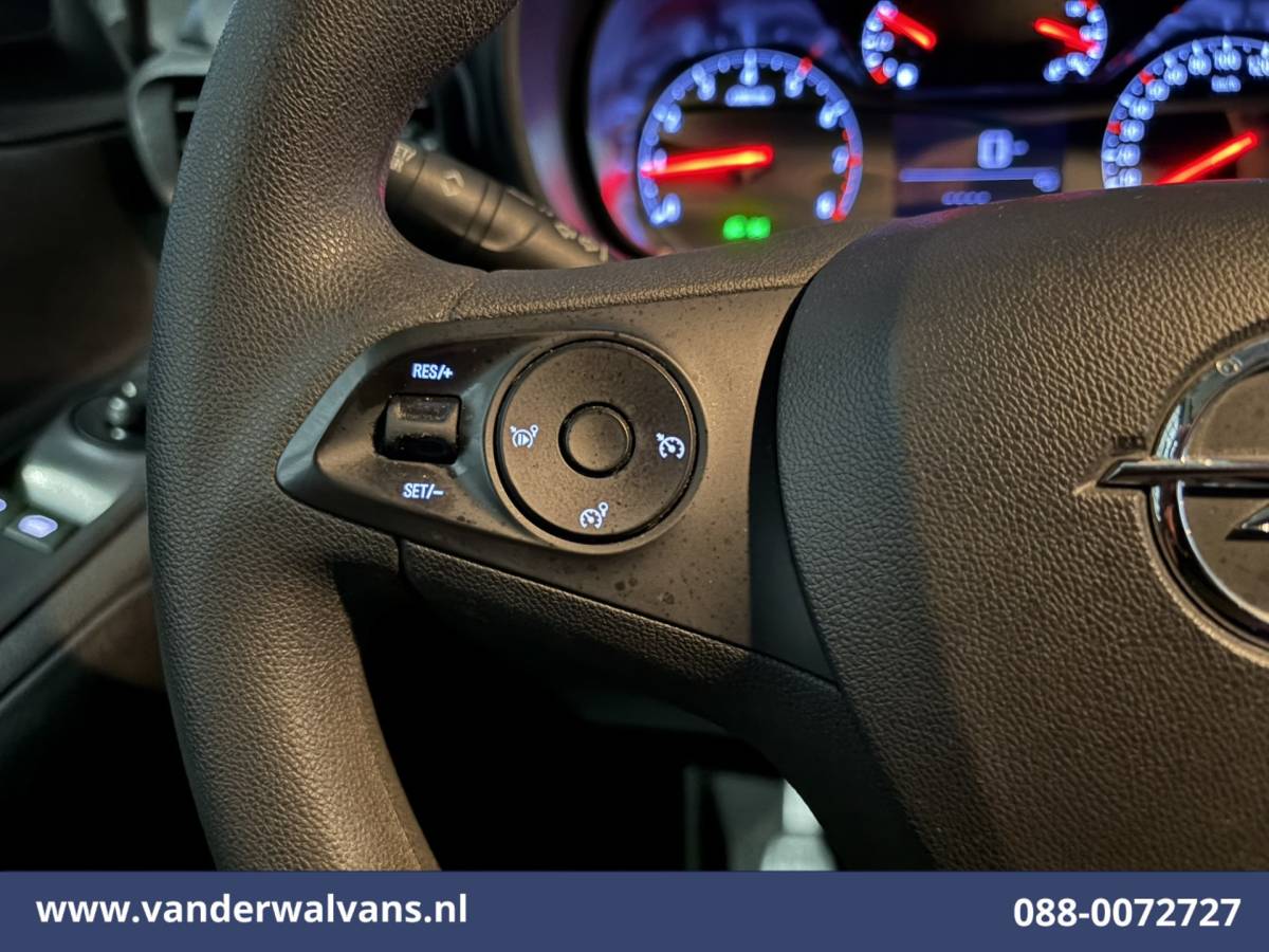 Opel Combo Opel Combo 1.5 BlueHDi 131pk L1H1 Euro6 Airco | Apple Carplay | Navigatie | Cruisecontrol | Parkeersensoren, Android auto