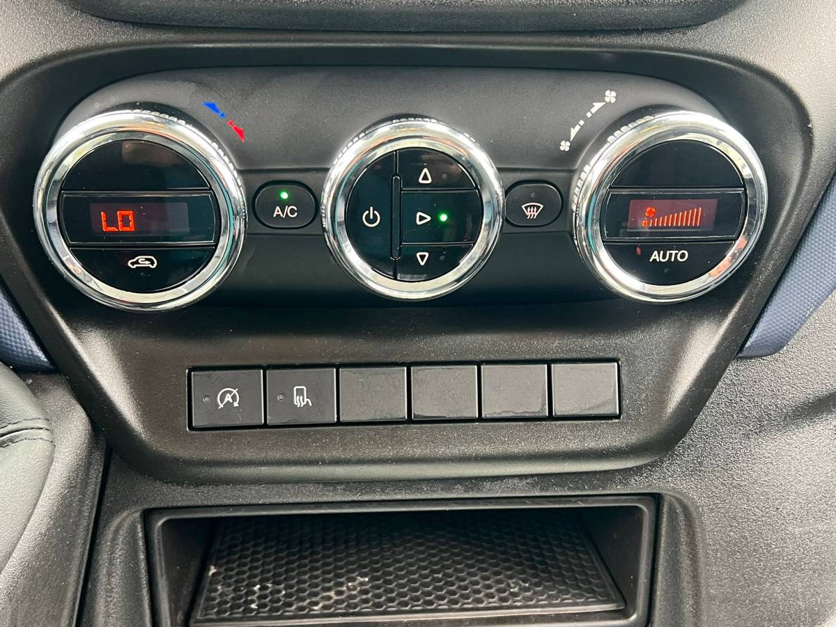 Iveco Daily Automaat Carrier Pulsor 400 -20 Vriezen/Koelen/Verwarmen Kuhlkoffer Koel/vrieswagen Climate Control Cruise Control Camera
