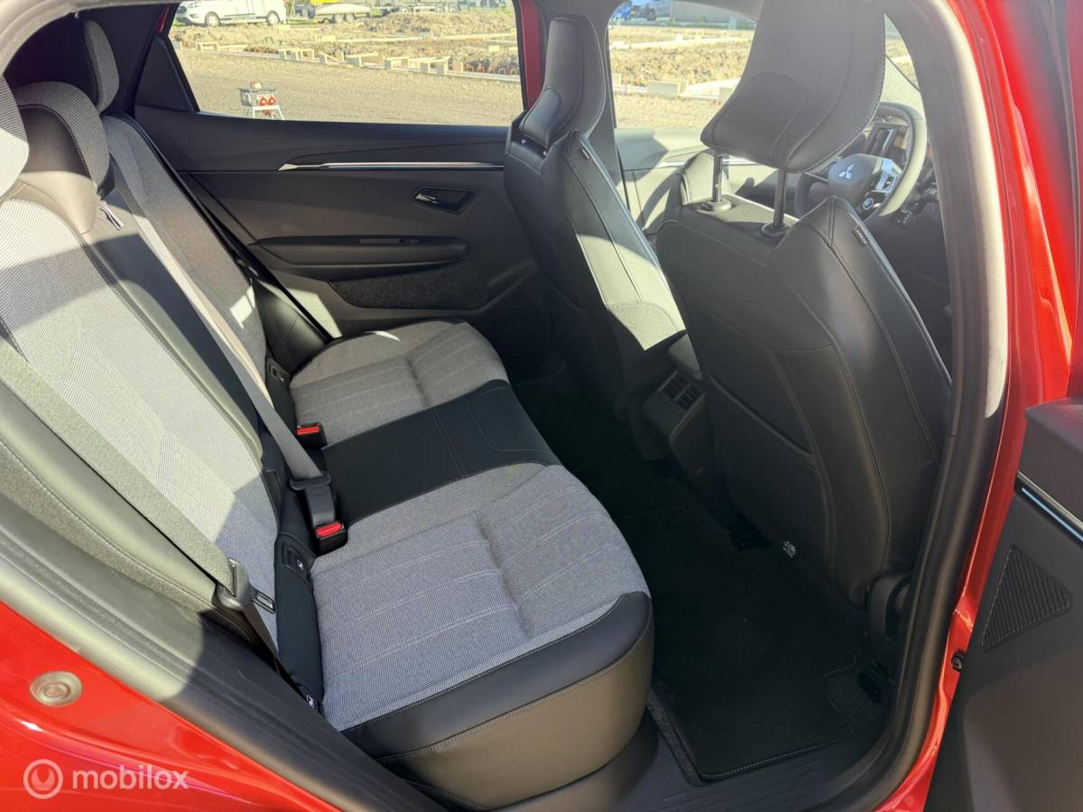 Mitsubishi Eclipse Cross Mitsubishi Eclipse Cross Intense+ 87 kWh