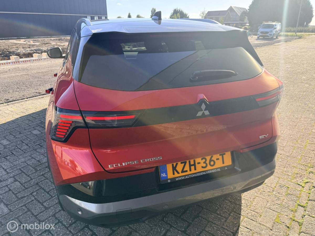 Mitsubishi Eclipse Cross Mitsubishi Eclipse Cross Intense+ 87 kWh