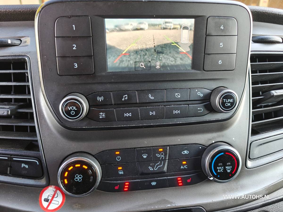 Ford Transit Custom Ford Transit Custom 320 2.0 TDCI L2H2 Trend, 1e Eig , Euro 6 , Cruise camera , apk maart 2027 , nette bus , ex overheid.