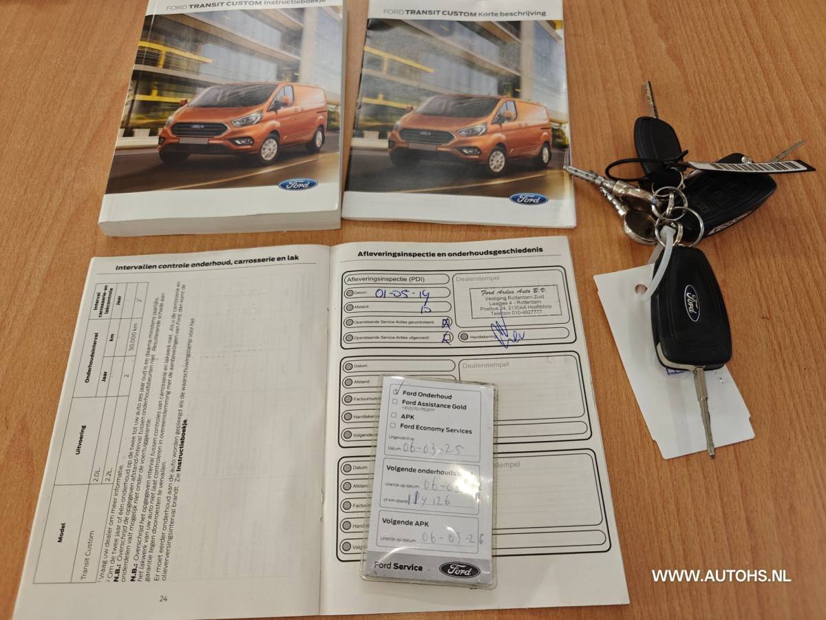 Ford Transit Custom Ford Transit Custom 320 2.0 TDCI L2H2 Trend, 1e Eig , Euro 6 , Cruise camera , apk maart 2027 , nette bus , ex overheid.