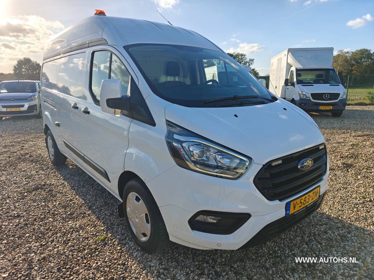 Ford Transit Custom Ford Transit Custom 320 2.0 TDCI L2H2 Trend, 1e Eig , Euro 6 , Cruise camera , apk maart 2027 , nette bus , ex overheid.