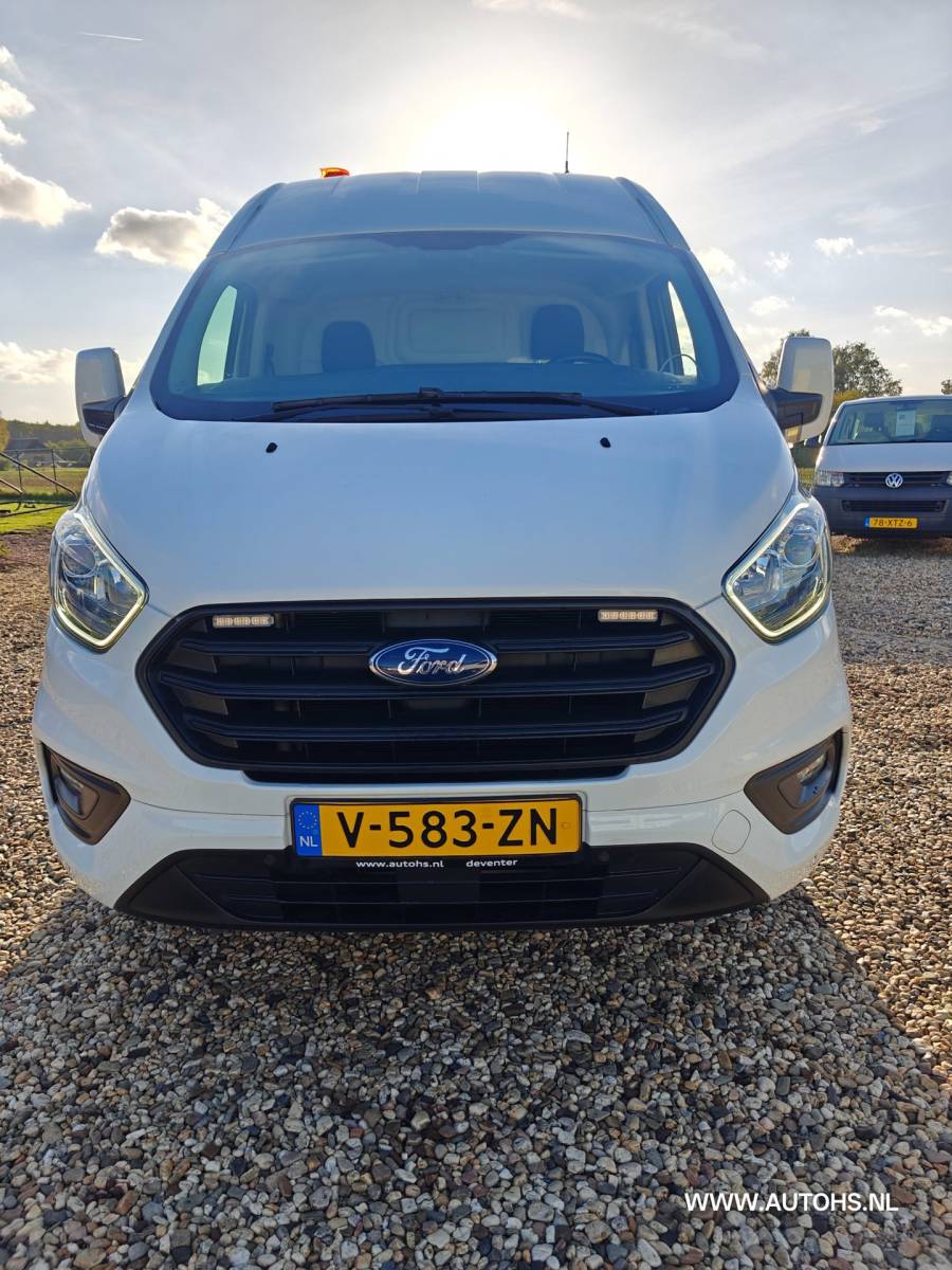 Ford Transit Custom Ford Transit Custom 320 2.0 TDCI L2H2 Trend, 1e Eig , Euro 6 , Cruise camera , apk maart 2027 , nette bus , ex overheid.