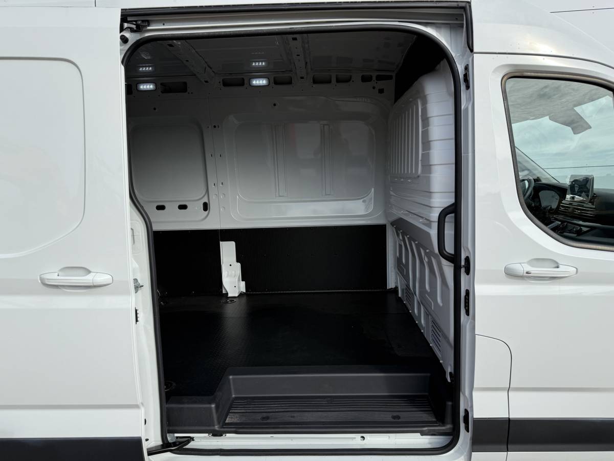 Maxus eDeliver9 Nieuw! Elektrisch L3H2 280km WLTP ACC Stoelverwarming Snelladen Carplay LED Airco