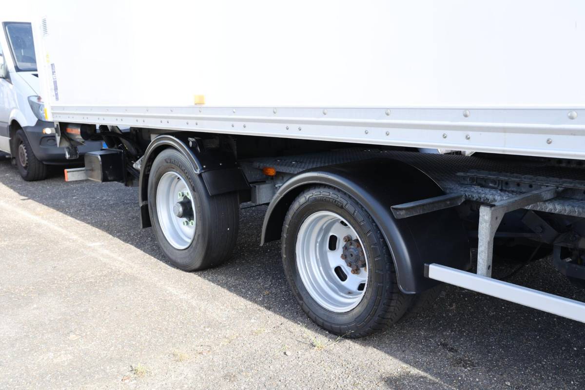 Iveco Daily Iveco Daily 35C14N 3.0 AUTOMAAT BE COMBINATIE N1