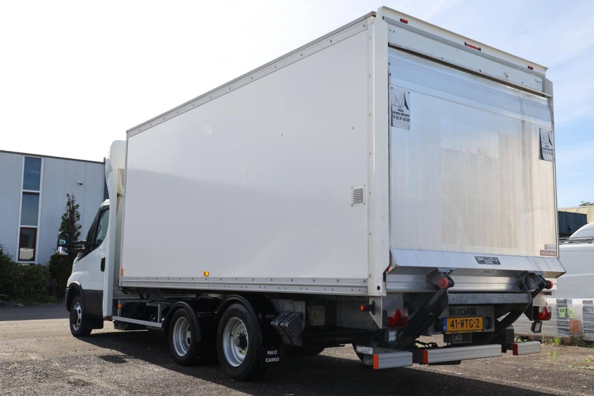 Iveco Daily Iveco Daily 35C14N 3.0 AUTOMAAT BE COMBINATIE N1