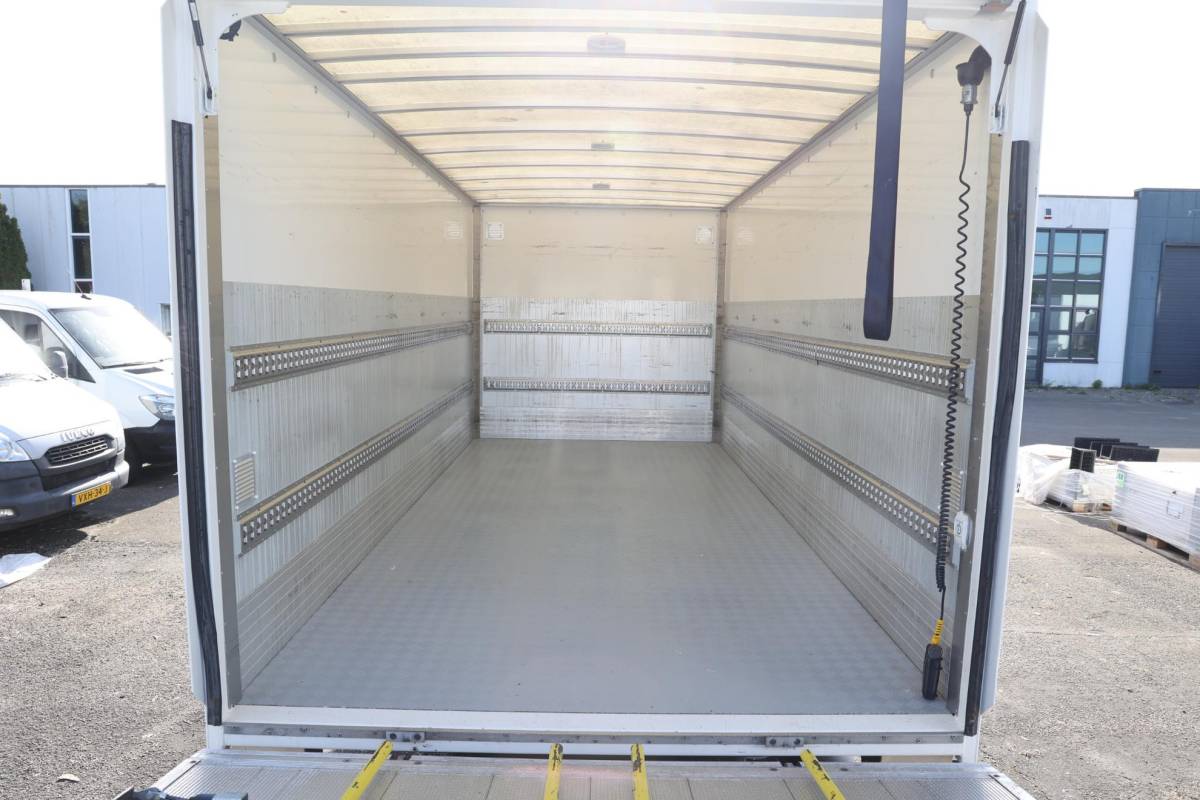 Iveco Daily Iveco Daily 35C14N 3.0 AUTOMAAT BE COMBINATIE N1