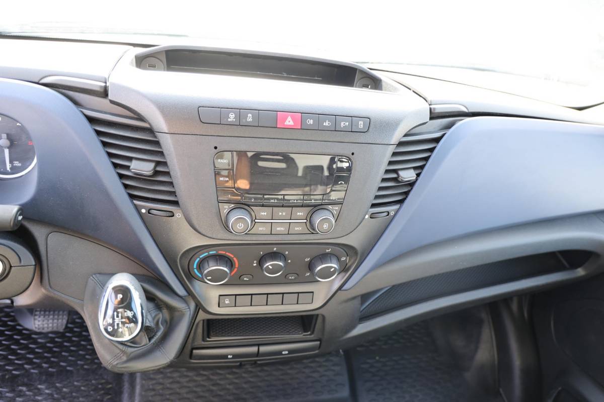 Iveco Daily Iveco Daily 35C14N 3.0 AUTOMAAT BE COMBINATIE N1