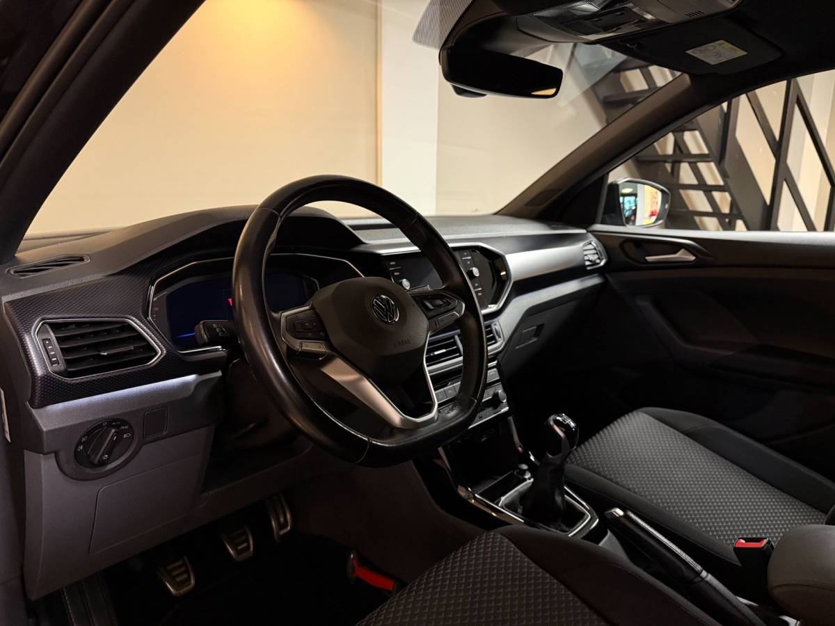 Volkswagen T-Cross Volkswagen T-Cross 1.0 TSI United *Dealer OH* Stoelverw.|Sfeerverlichting|Virtual|BlindSP|Carplay|All-seasons|Camera|Adapt.Cruise|