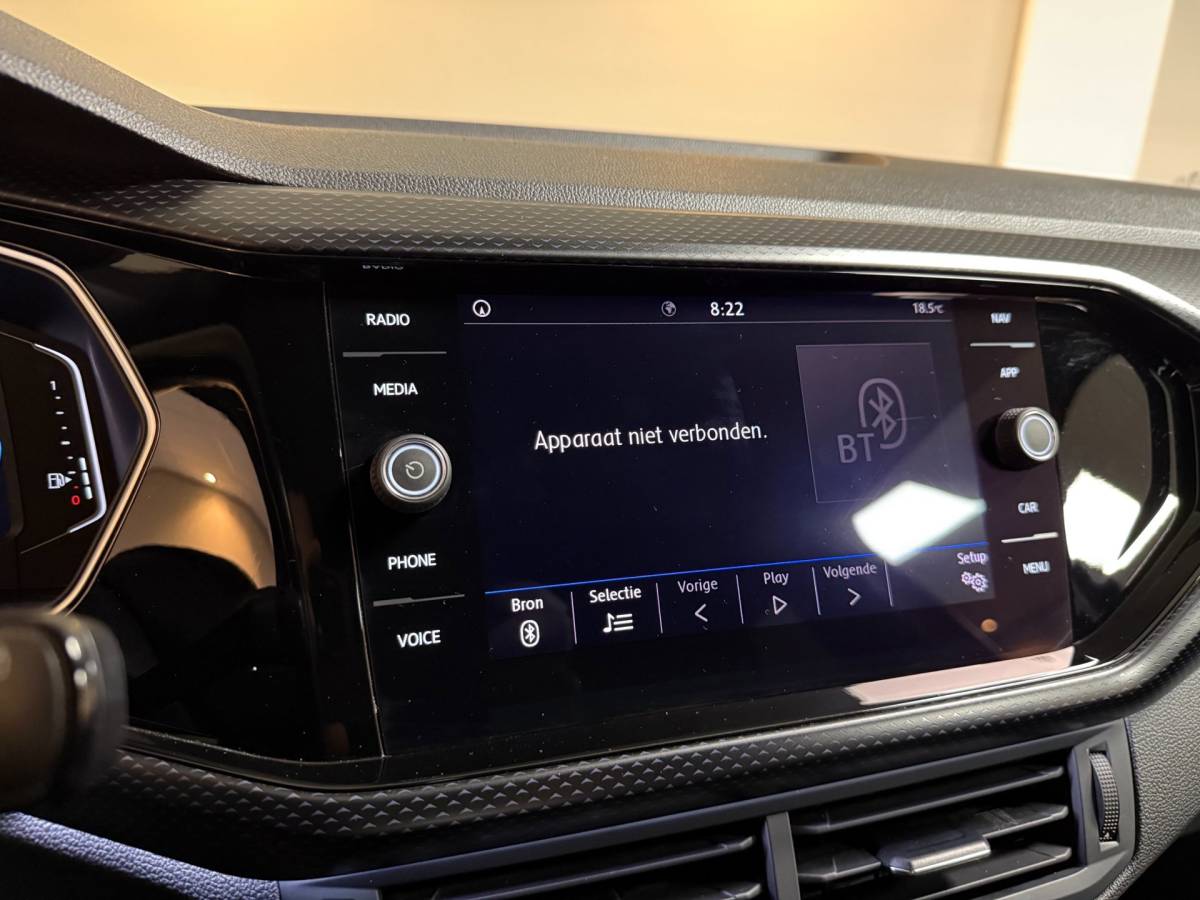 Volkswagen T-Cross Volkswagen T-Cross 1.0 TSI United *Dealer OH* Stoelverw.|Sfeerverlichting|Virtual|BlindSP|Carplay|All-seasons|Camera|Adapt.Cruise|