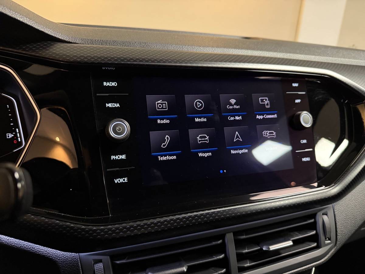 Volkswagen T-Cross Volkswagen T-Cross 1.0 TSI United *Dealer OH* Stoelverw.|Sfeerverlichting|Virtual|BlindSP|Carplay|All-seasons|Camera|Adapt.Cruise|