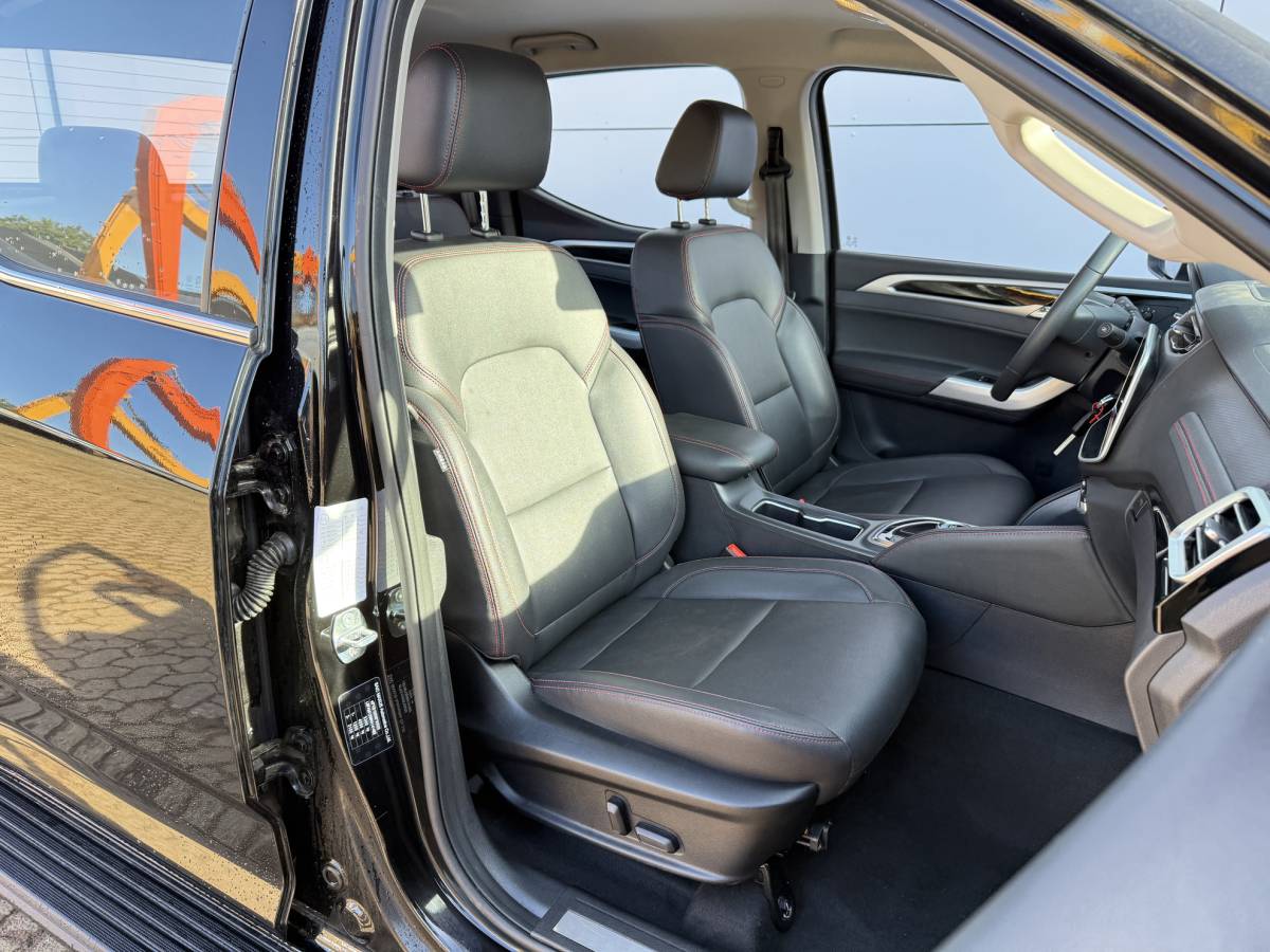 Maxus T90 EV Elektrisch Pickup 471km WLTP 93.4% (SOH) Snelladen LED Climate control Carplay Camera Elektrisch verstelbare lederen stoelen 4×2 Pick-Up Dubbele cabine