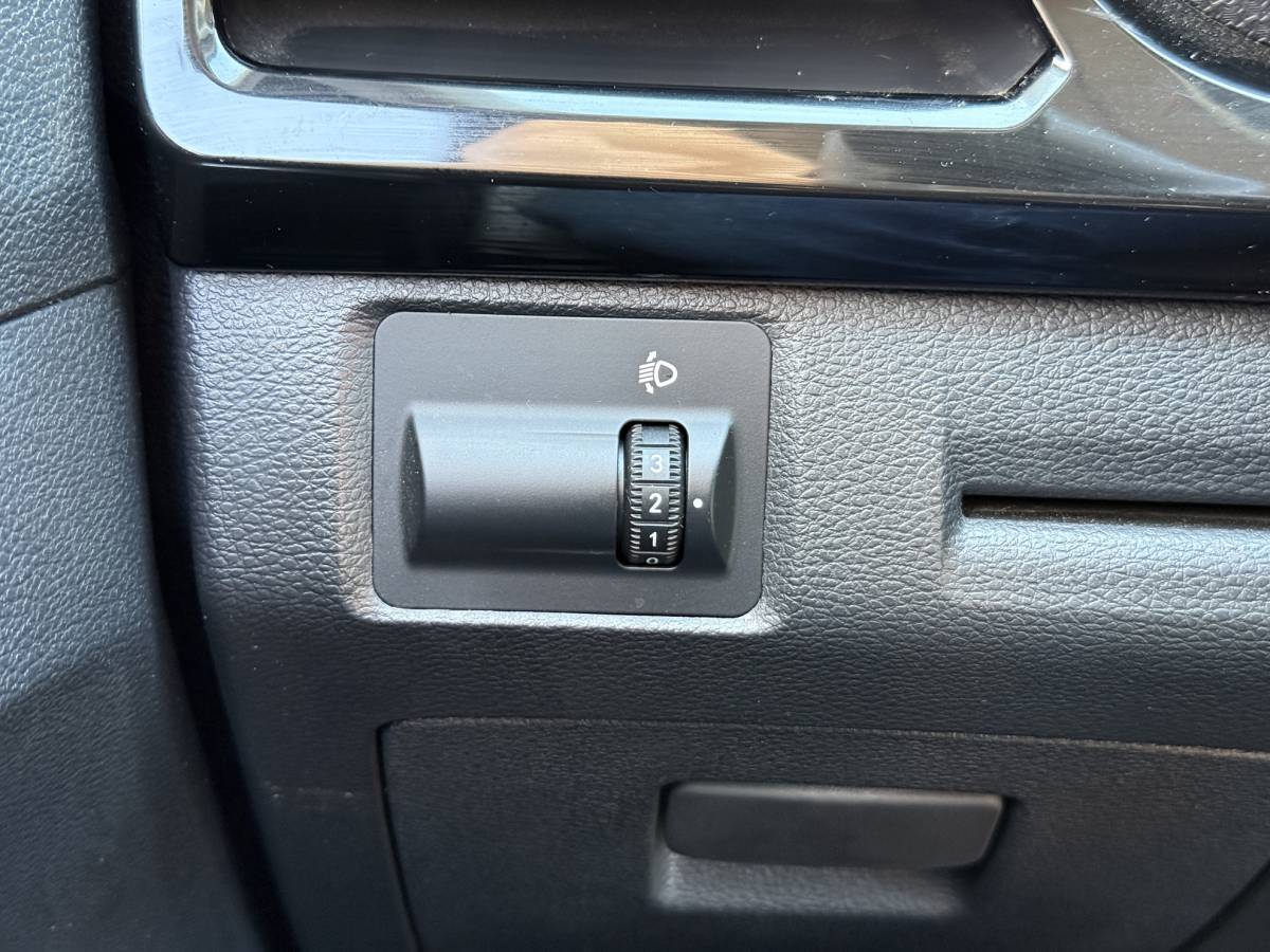 Maxus T90 EV Elektrisch Pickup 471km WLTP 93.4% (SOH) Snelladen LED Climate control Carplay Camera Elektrisch verstelbare lederen stoelen 4×2 Pick-Up Dubbele cabine