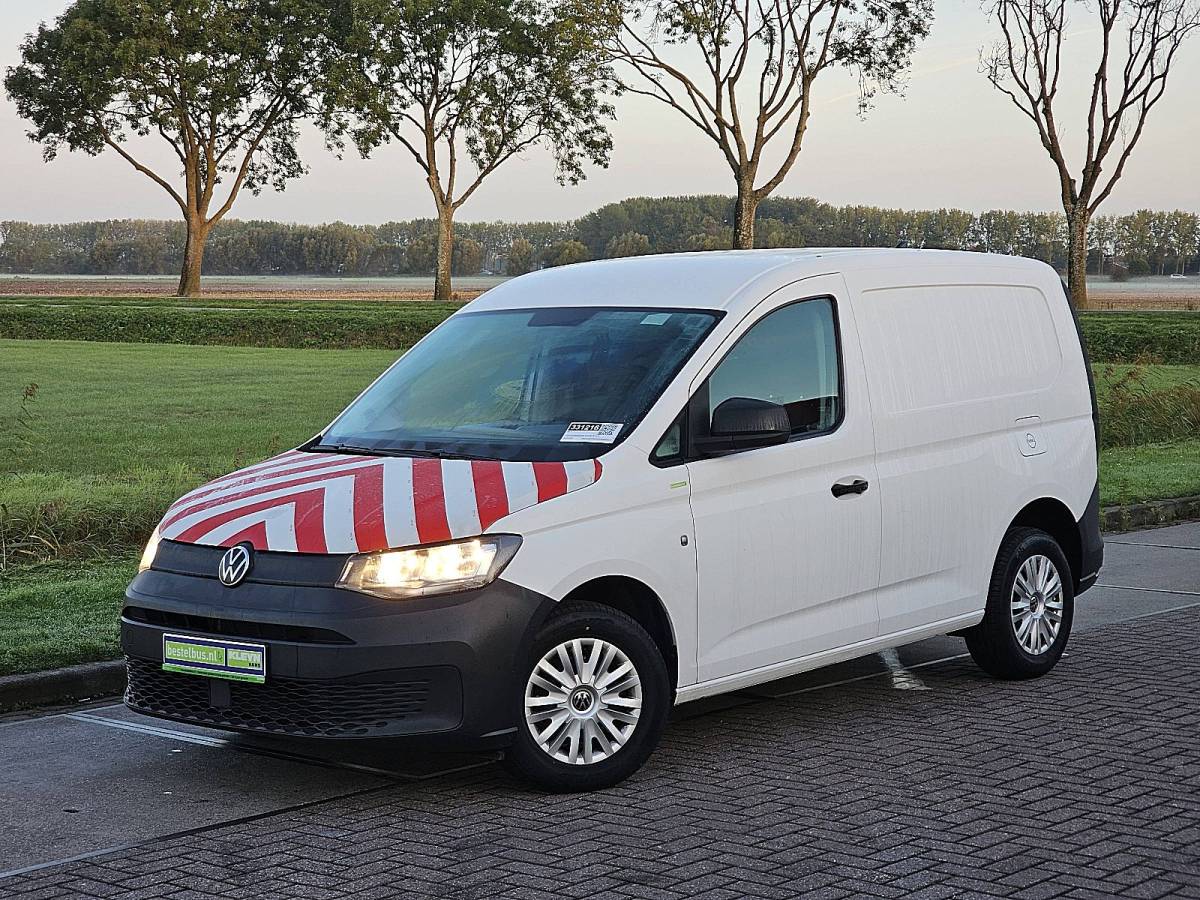 Volkswagen Caddy VOLKSWAGEN CADDY 2.0 L1 CarPlay BPM-Vrij Airco Parkeersensoren Euro6!