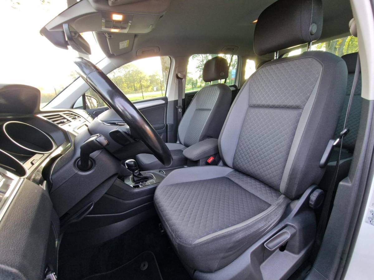 Volkswagen Tiguan Volkswagen Tiguan 1.4 TSI ACT Highline|DSG|Clima|Trekhaak|PDC|Carplay|LED|ACC|