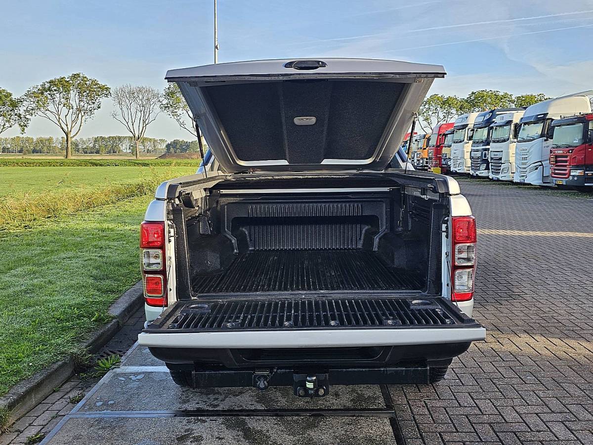 Ford Ranger FORD RANGER 2.0 Wildtrack 4×4 Sidesteps Lm-Velgen Trekhaak Leer Navi Xenon Euro6 212Pk!