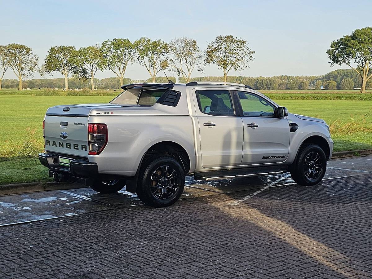 Ford Ranger FORD RANGER 2.0 Wildtrack 4×4 Sidesteps Lm-Velgen Trekhaak Leer Navi Xenon Euro6 212Pk!