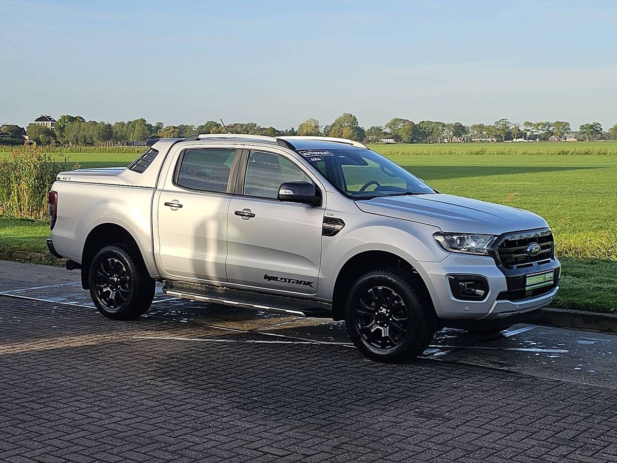 Ford Ranger FORD RANGER 2.0 Wildtrack 4×4 Sidesteps Lm-Velgen Trekhaak Leer Navi Xenon Euro6 212Pk!