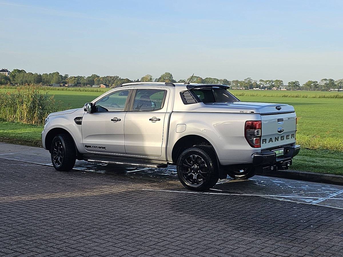 Ford Ranger FORD RANGER 2.0 Wildtrack 4×4 Sidesteps Lm-Velgen Trekhaak Leer Navi Xenon Euro6 212Pk!